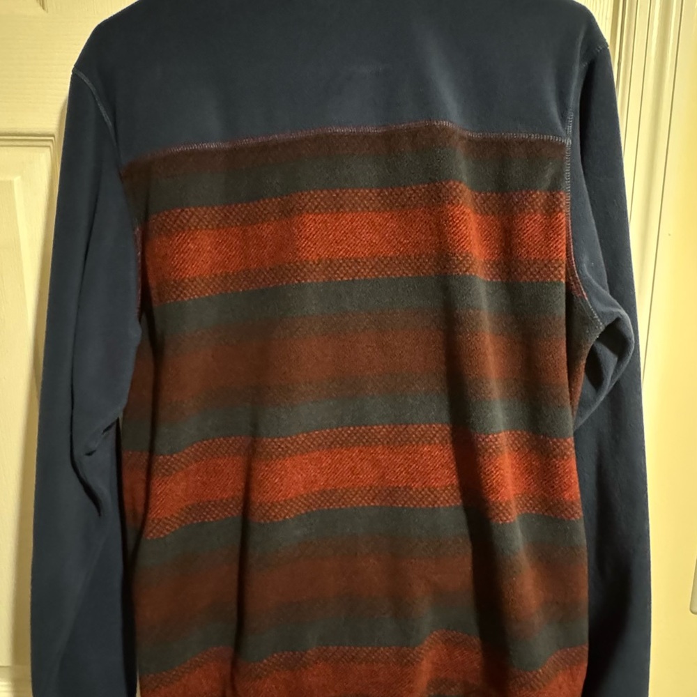 Eddie Bauer Men’s Medium Blue and Red Fleece With Pockets - Picture 5 of 6
